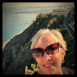 Meet your Posher, Sherri